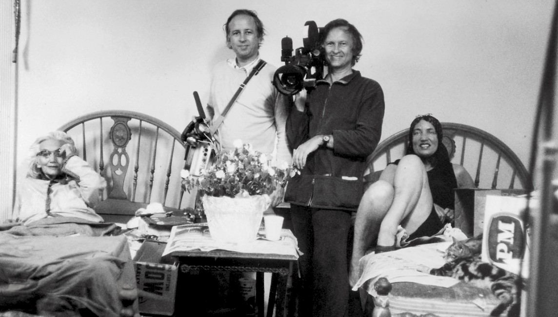 Albert and David Maysles pose between “Big Edie” and “Little Edie” Bouvier Beale, the subjects of their 1976 documentary <i>Grey Gardens</i>.